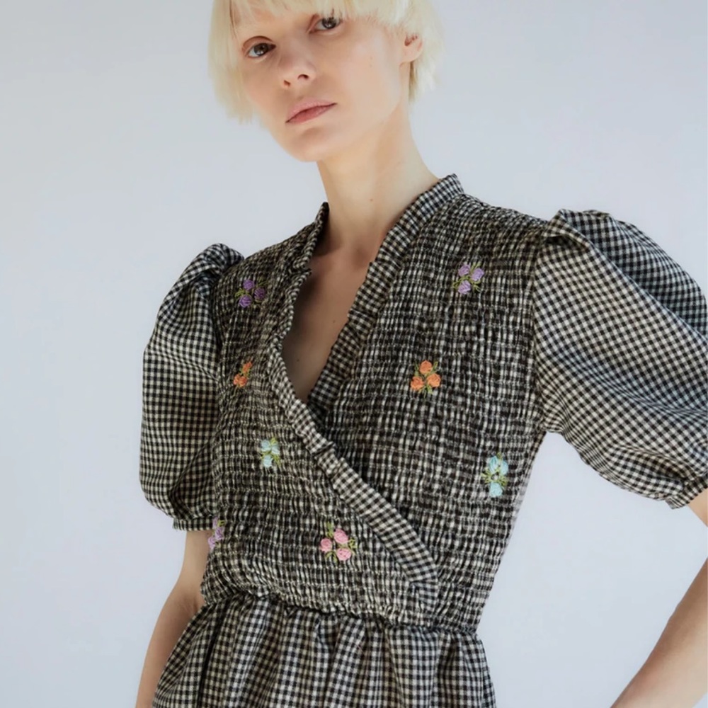 Tach Adelfa Smocked Wrap Dress Black And White Size… Gem